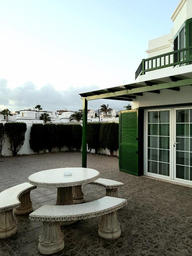 Villa Los Cactus Puerto del Carmen  Exteriör bild